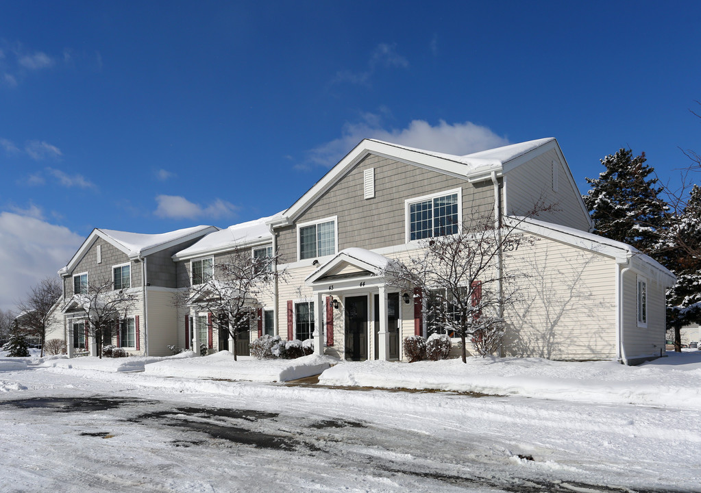 Liberty Plaza Apartments in Medina, OH - Building Photo