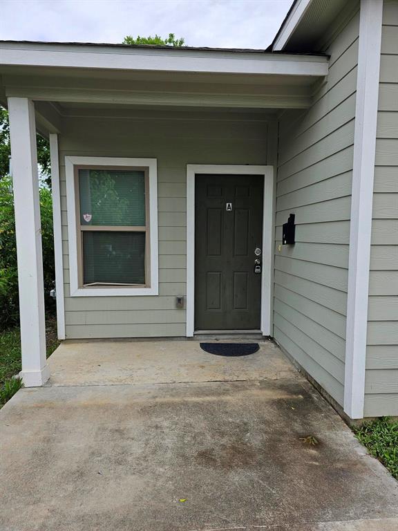 4629 Sunflower St photo'