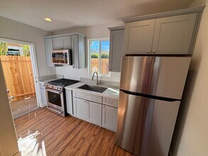 4948 Twain Ave in San Diego, CA - Building Photo - Building Photo