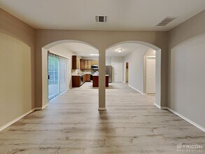 6243 Post Ml in San Antonio, TX - Building Photo - Building Photo