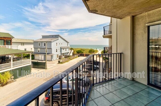 property at 1 S Lumina Ave
