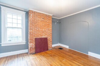2158 Indiana Ave in Columbus, OH - Building Photo - Building Photo