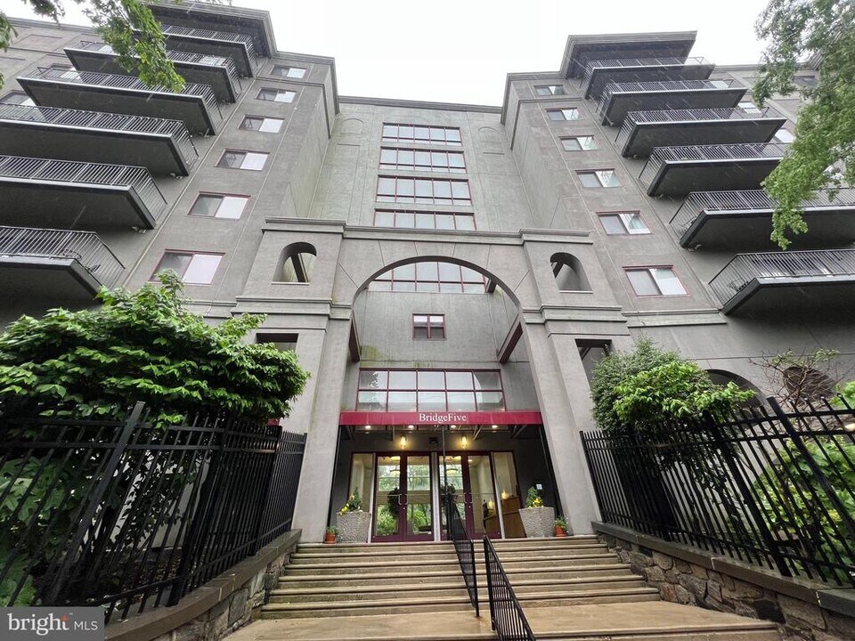 3750-78 Main St in Philadelphia, PA - Building Photo