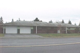 1020 124th St S in Tacoma, WA - Building Photo