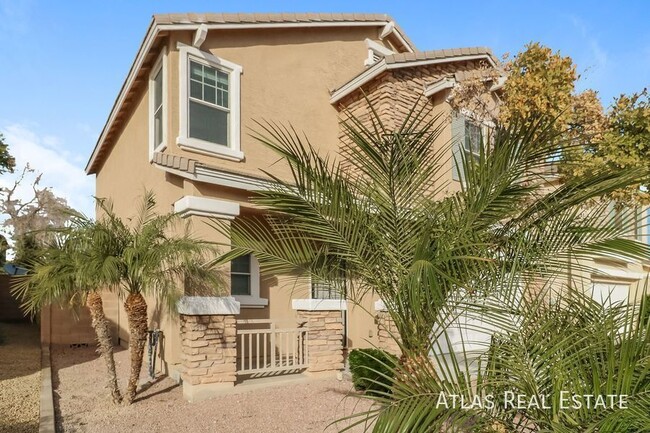 18124 W Lundberg St in Surprise, AZ - Building Photo - Building Photo