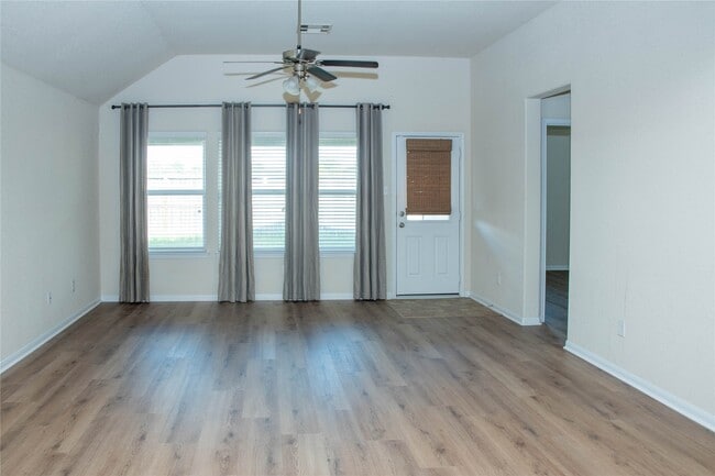 14910 Hope Hills Ln in Cypress, TX - Building Photo - Building Photo