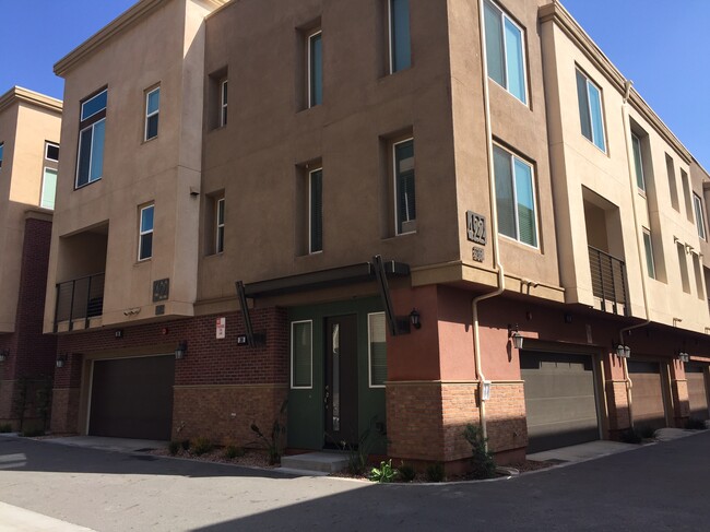 422 W Route 66, Unit 30