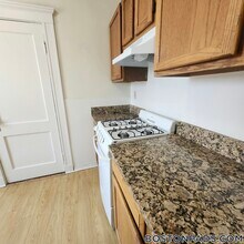 88 Maple St, Unit 5 in Malden, MA - Building Photo - Building Photo