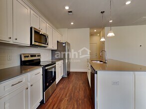 122 Anthurium Dr in Summerville, SC - Building Photo - Building Photo