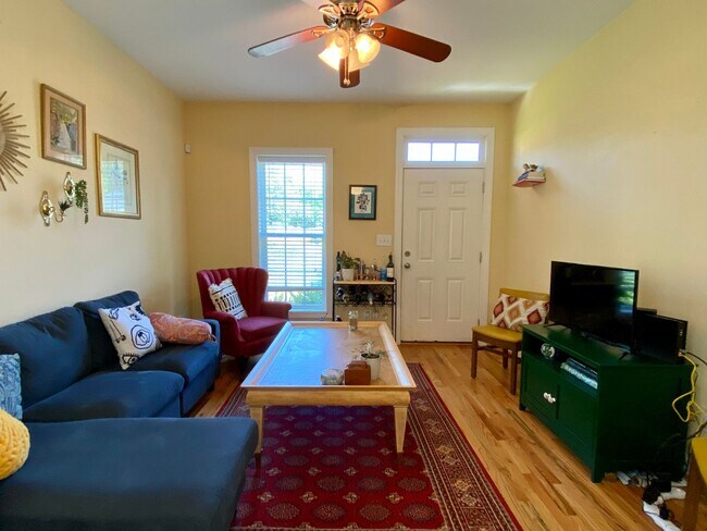 3925 Lexington Dr in Raleigh, NC - Building Photo - Building Photo