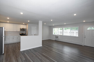 Lakeside Village in East Patchogue, NY - Building Photo - Interior Photo