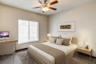 Fairway Flats in Lawrence, KS - Building Photo - Building Photo