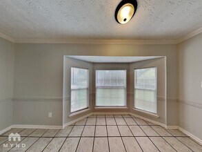 1409 Hwy 81 in Mcdonough, GA - Foto de edificio - Building Photo