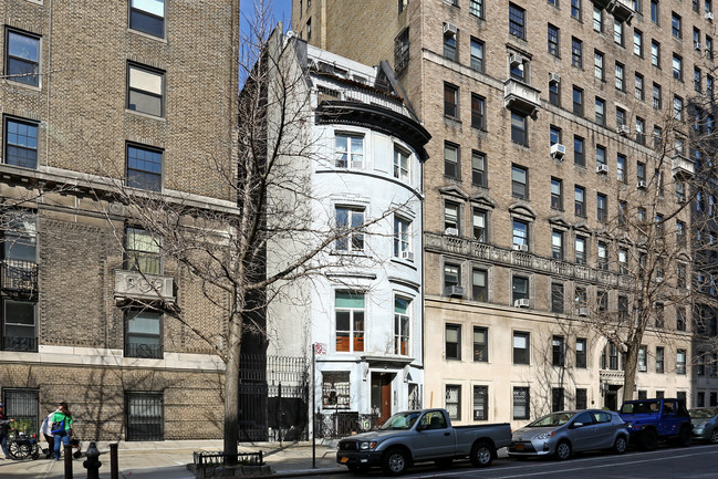 319 W 106th St in New York, NY - Foto de edificio - Building Photo