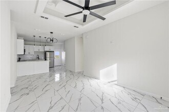 23 N Abesam Ave in Edinburg, TX - Building Photo - Building Photo
