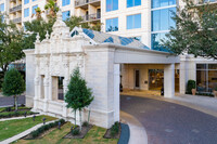 The Royalton at River Oaks in Houston, TX - Foto de edificio - Building Photo