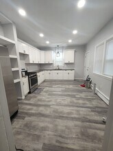 175 Abbott St, Unit 175-1 in Lawrence, MA - Building Photo - Building Photo