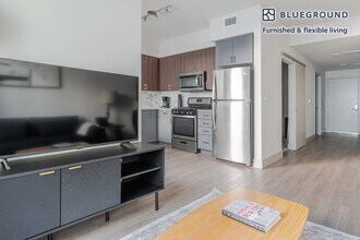 44758 Old Warm Springs Blvd in Fremont, CA - Foto de edificio - Building Photo