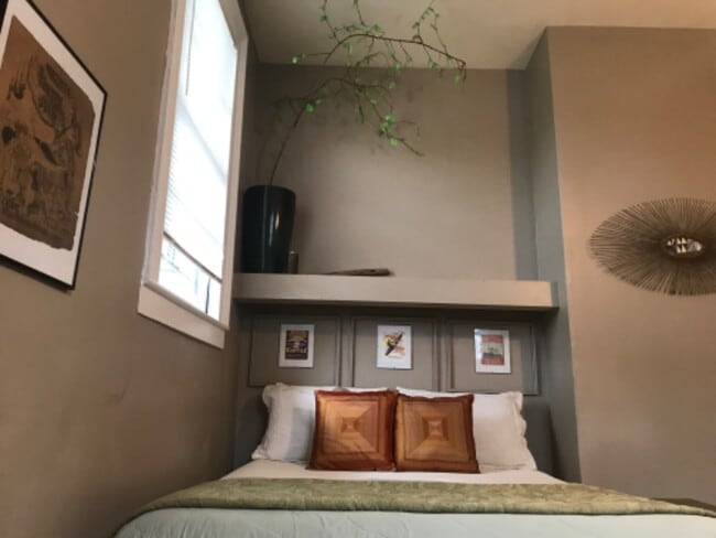 2735 Iberville St in New Orleans, LA - Building Photo - Building Photo