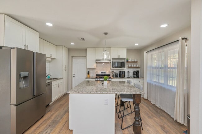 151 N Lorraine Dr, Unit SI ID1244360P in Mary Esther, FL - Building Photo - Building Photo