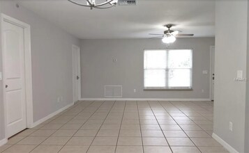 2749 Sweet Springs St in Deltona, FL - Building Photo - Building Photo