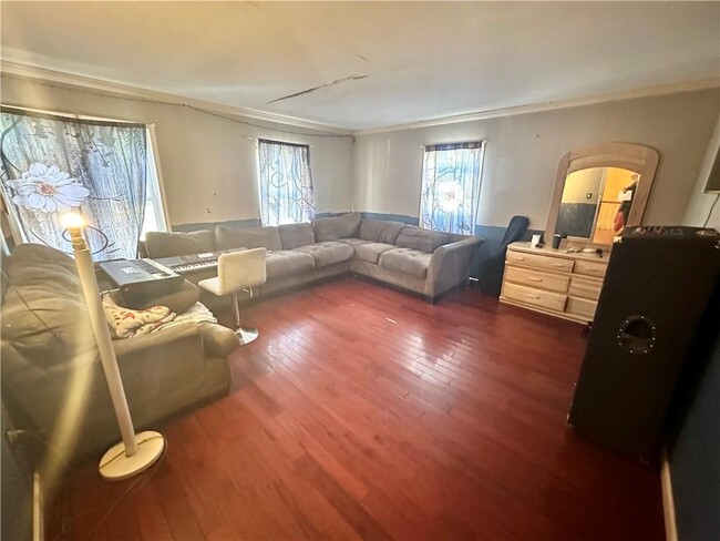 28 Academy Ave-Unit -2 in Chester, NY - Building Photo - Building Photo