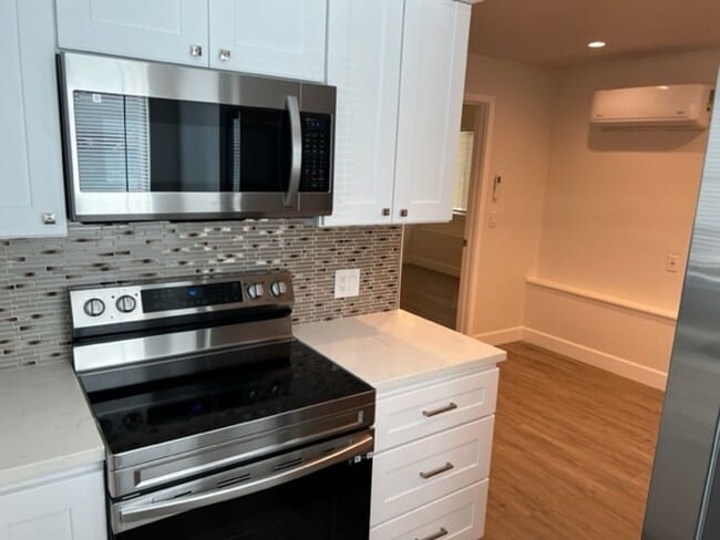 property at 53 S 9th St