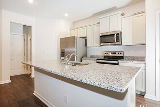 2172 River Park Ct in Augusta, GA - Foto de edificio - Building Photo