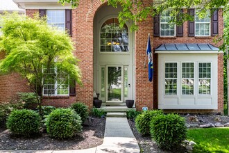 7533 Prairie View Dr in Indianapolis, IN - Building Photo - Building Photo