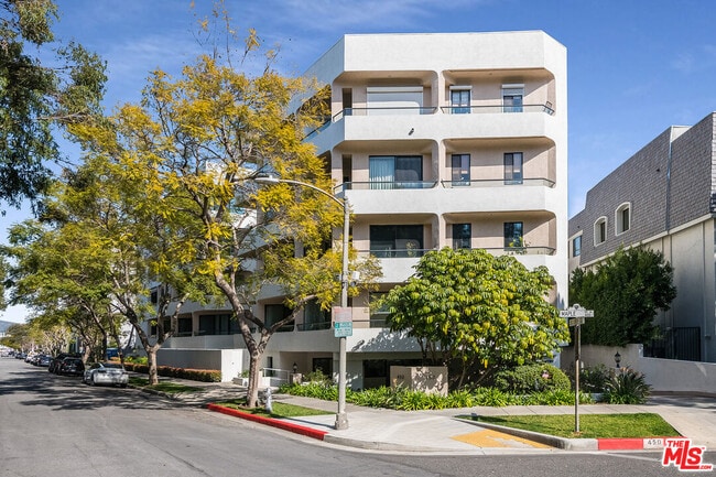 property at 450 N Maple Dr