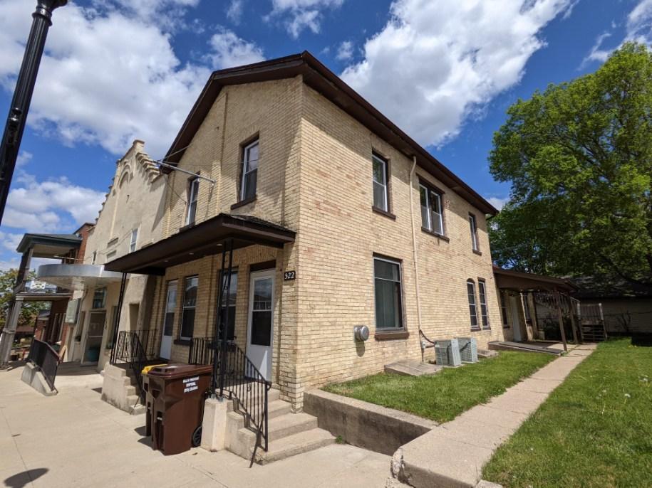522 Main St, Unit 1 in Pecatonica, IL - Building Photo