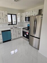 1749 NW 69th St in Miami, FL - Building Photo - Building Photo