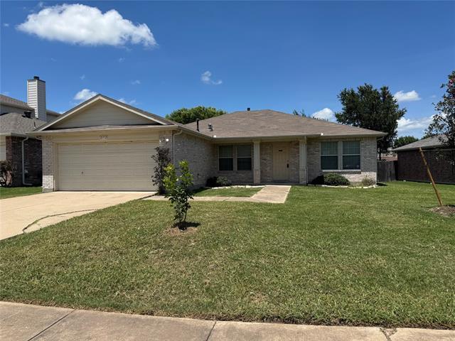 2112 Chisolm Trl in Forney, TX - Building Photo
