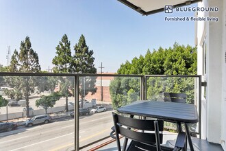 1539 Purdue Ave in Los Angeles, CA - Building Photo - Building Photo