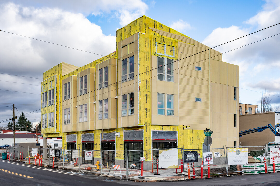 The Florence in Vancouver, WA - Building Photo