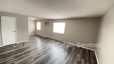 2 Hampshire Ct in Hamilton, OH - Building Photo - Building Photo