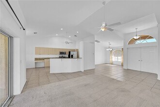 16 NW 12th Pl in Cape Coral, FL - Building Photo - Building Photo