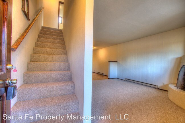 737 Don Diego Ave in Santa Fe, NM - Building Photo - Building Photo