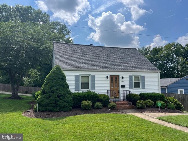 property at 5626 Tremont Dr