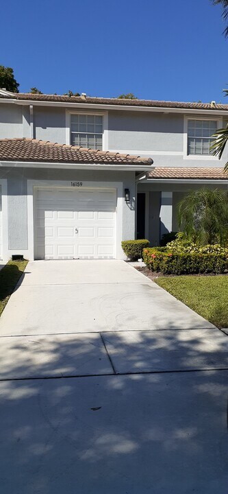 16159 Sierra Palms Dr in Delray Beach, FL - Foto de edificio