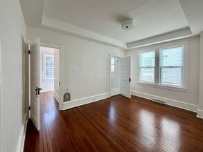 38 Walnut St in Haddonfield, NJ - Building Photo - Building Photo