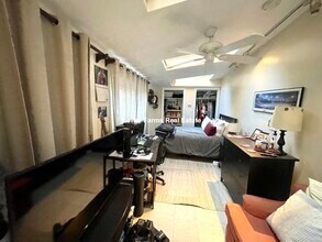 83 E Brookline St, Unit G in Boston, MA - Building Photo - Building Photo