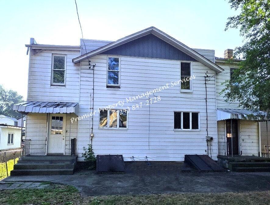 1315 5th Ave in Beaver Falls, PA - Building Photo