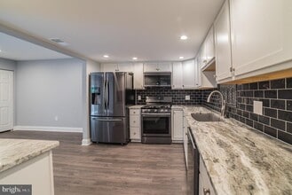 1754 Woodridge Ct in Crofton, MD - Building Photo - Building Photo