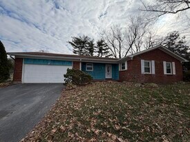 321 Hightower Rd in Lexington, KY - Building Photo