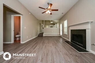 541 Rosalind Terrace in Locust Grove, GA - Foto de edificio - Building Photo