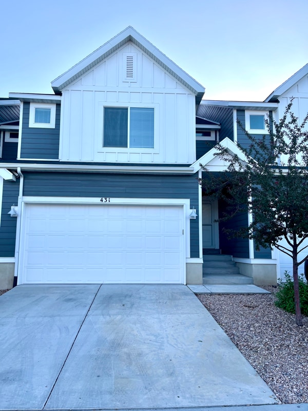 property at 431 S Fox Chase Ln