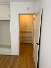 1825 E Broadway in Long Beach, CA - Building Photo - Building Photo