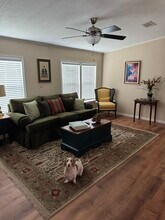 1045 Great Lakes Dr in Naples, FL - Building Photo - Building Photo