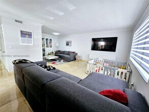 13217 SW 9th Ln in Miami, FL - Building Photo - Building Photo